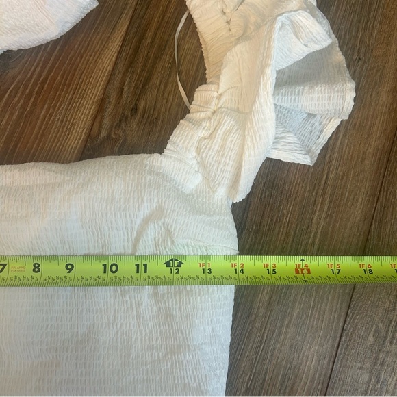 NWT Mi Ami from Francesca’s Jessie Bow Back Peplum Blouse Size M - Picture 4 of 10